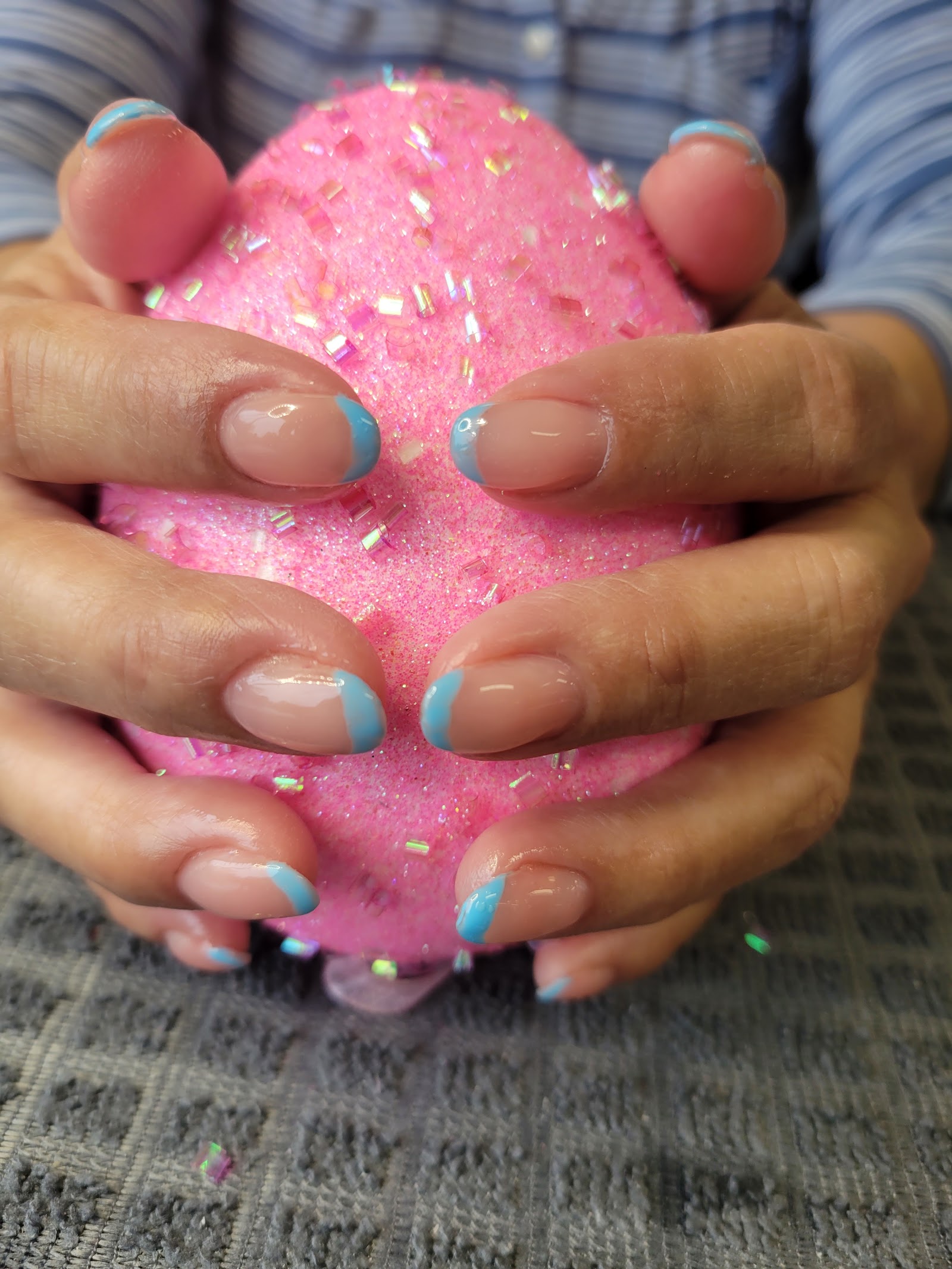 River's Edge Salon & Nails LLC nail photo 1