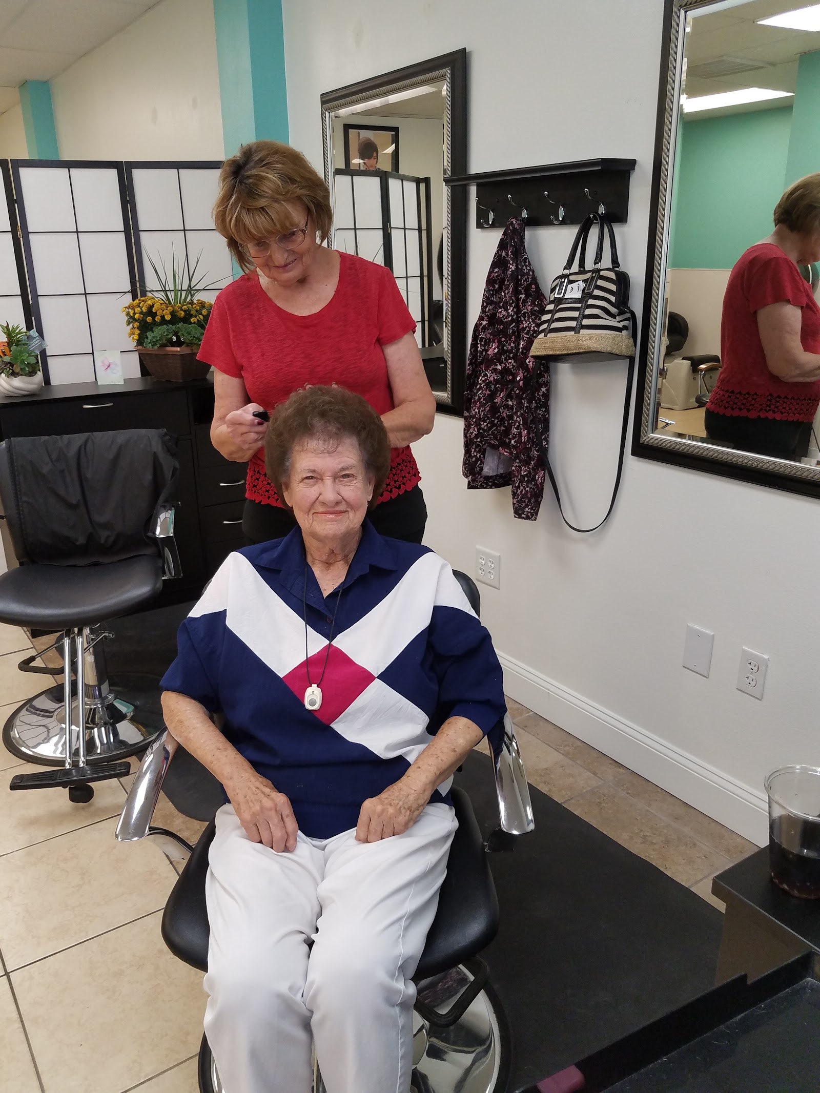 River's Edge Salon & Nails LLC nail photo 7